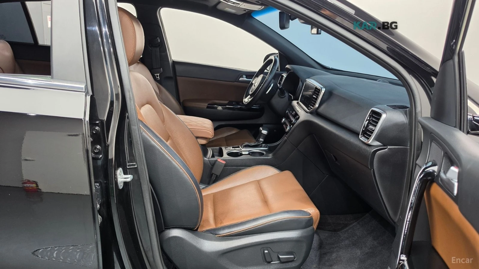 Kia Sportage 2.0D* SIGNATURE* КОЖА* ПОДГРЕВ* ОБДУХВАНЕ* КАМЕРА*, снимка 10 - Автомобили и джипове - 55978896