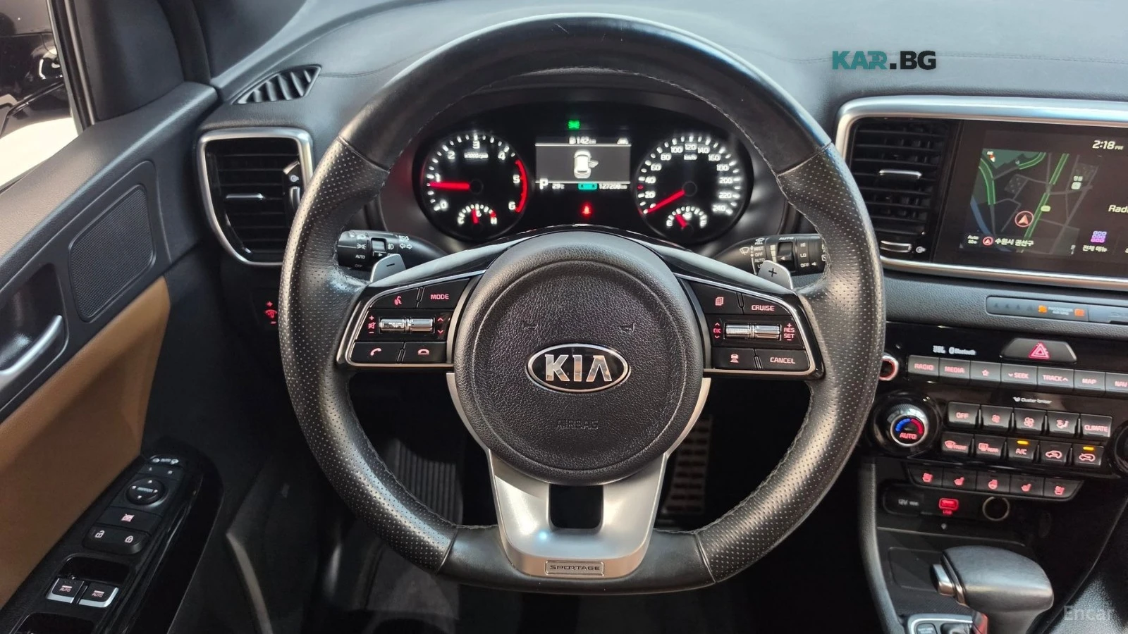 Kia Sportage 2.0D* SIGNATURE* КОЖА* ПОДГРЕВ* ОБДУХВАНЕ* КАМЕРА*, снимка 12 - Автомобили и джипове - 55978896