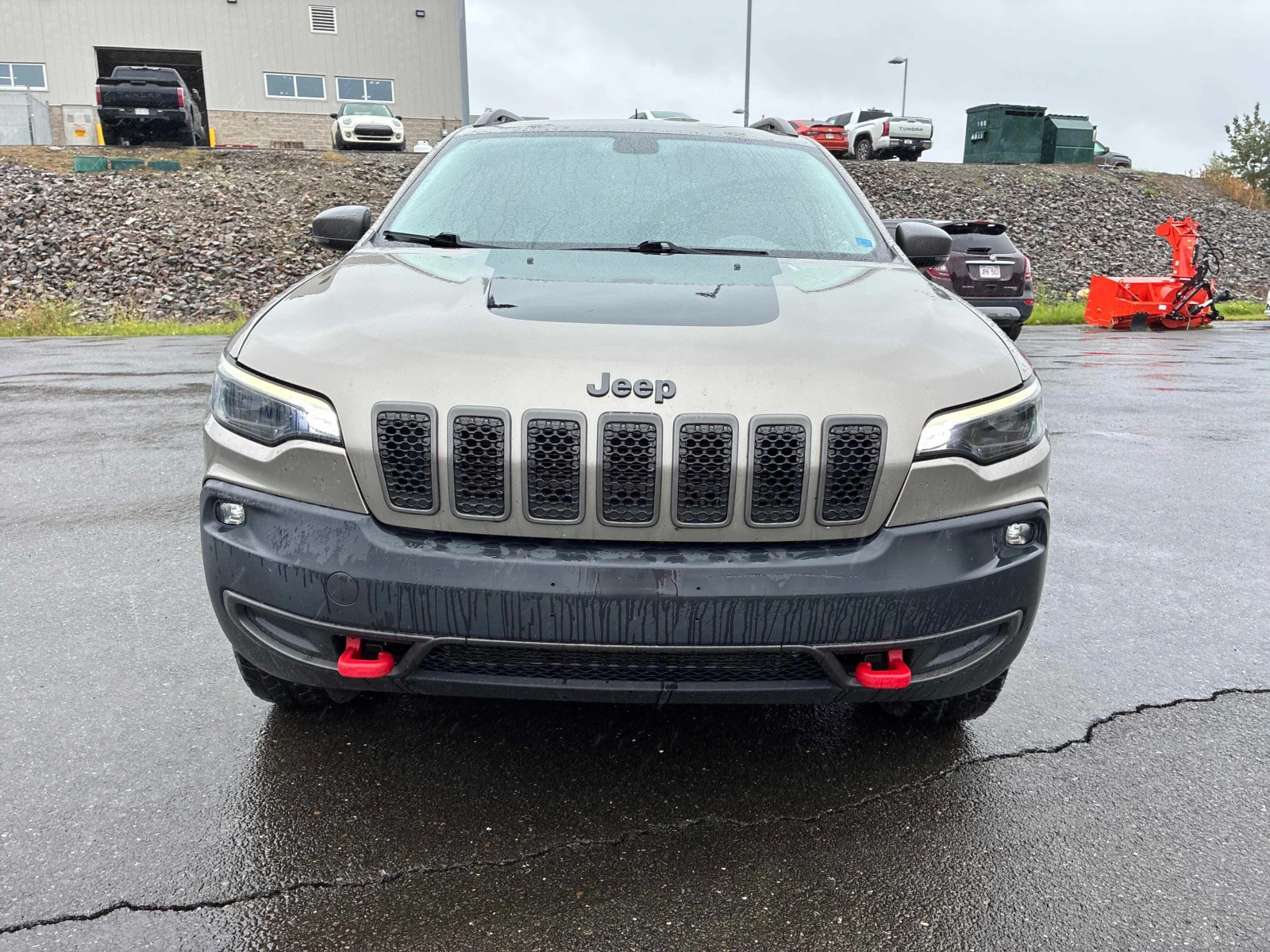 Jeep Cherokee * Trailhawk * CARFAX * ОПЦИЯ ЗА ФИНАНСИРАНЕ , снимка 6 - Автомобили и джипове - 56008244