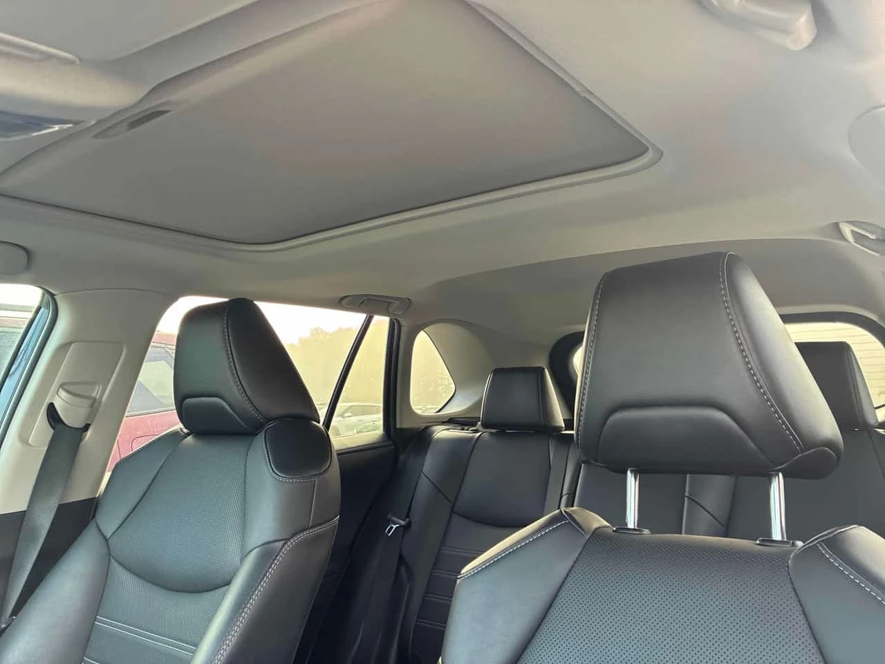 Toyota Rav4 * Hybrid Limited * CARFAX * ����� �� ����������� | Mobile.bg � ����������� 11