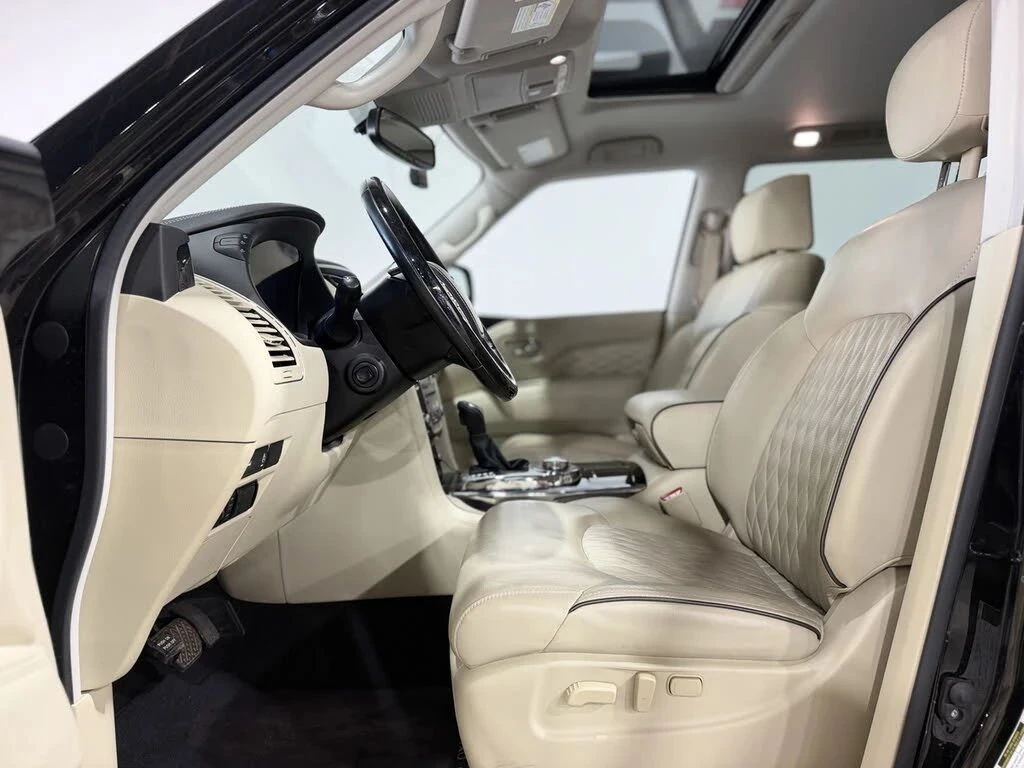 Infiniti QX80, снимка 8 - Автомобили и джипове - 56739971