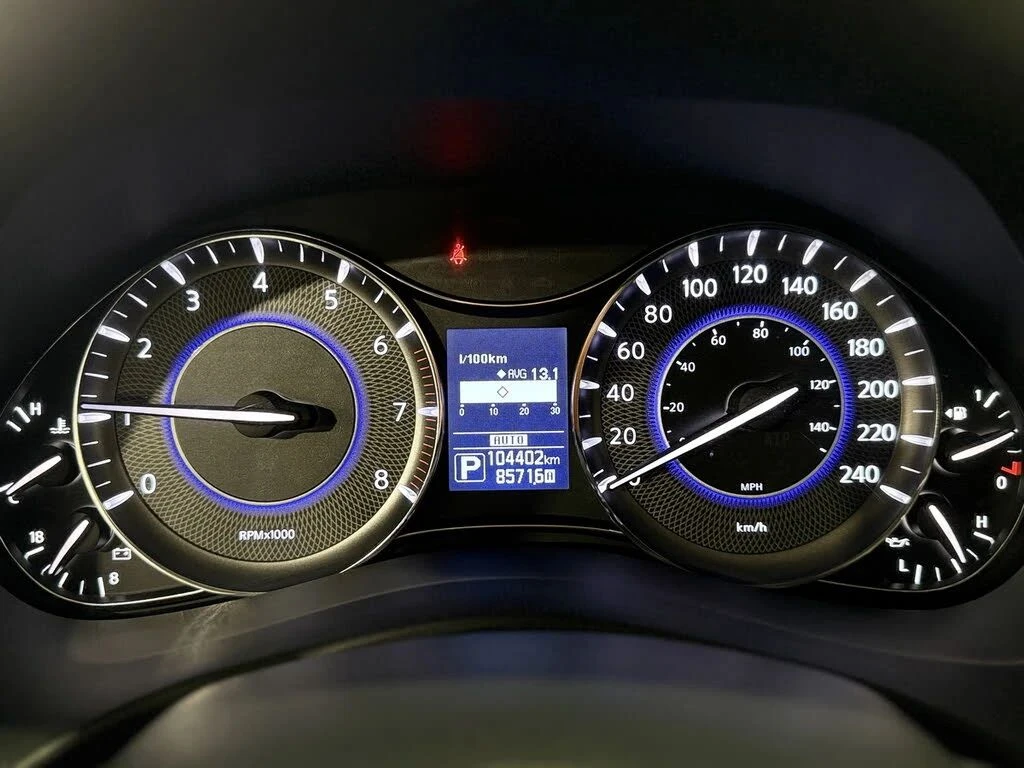 Infiniti QX80, снимка 11 - Автомобили и джипове - 56739971