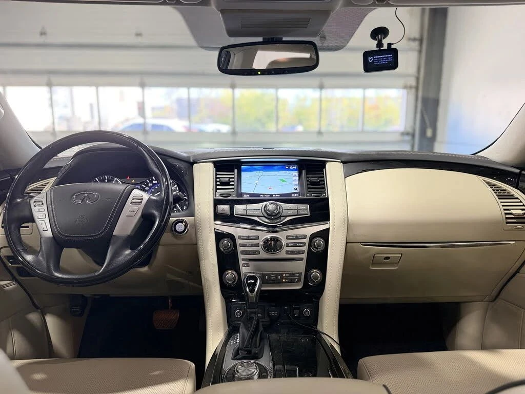 Infiniti QX80, снимка 10 - Автомобили и джипове - 56739971