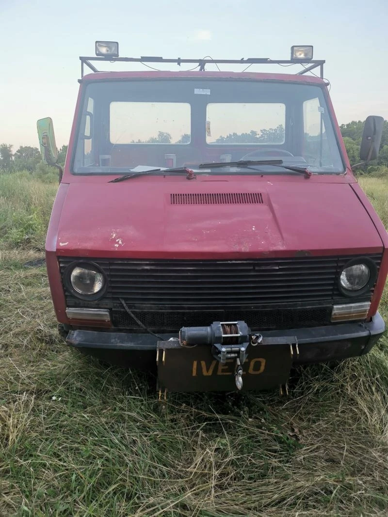 Iveco 35-8 НА ЧАСТИ 2,5 Д, снимка 2 - Бусове и автобуси - 49470630