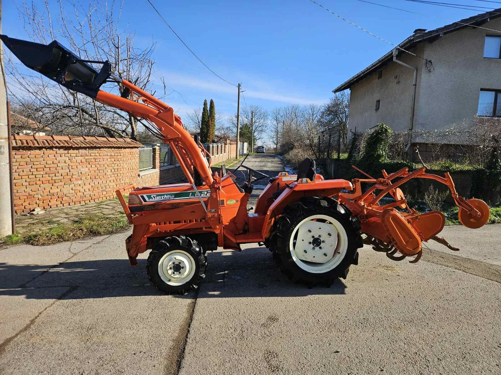 ������� Yanmar SUNSHUNE L1-22 | Mobile.bg � ����������� 2