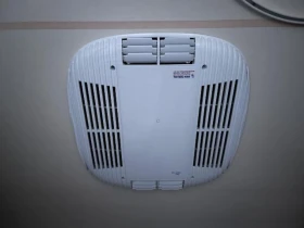 Каравана Hobby Premium 560 CFE, снимка 14