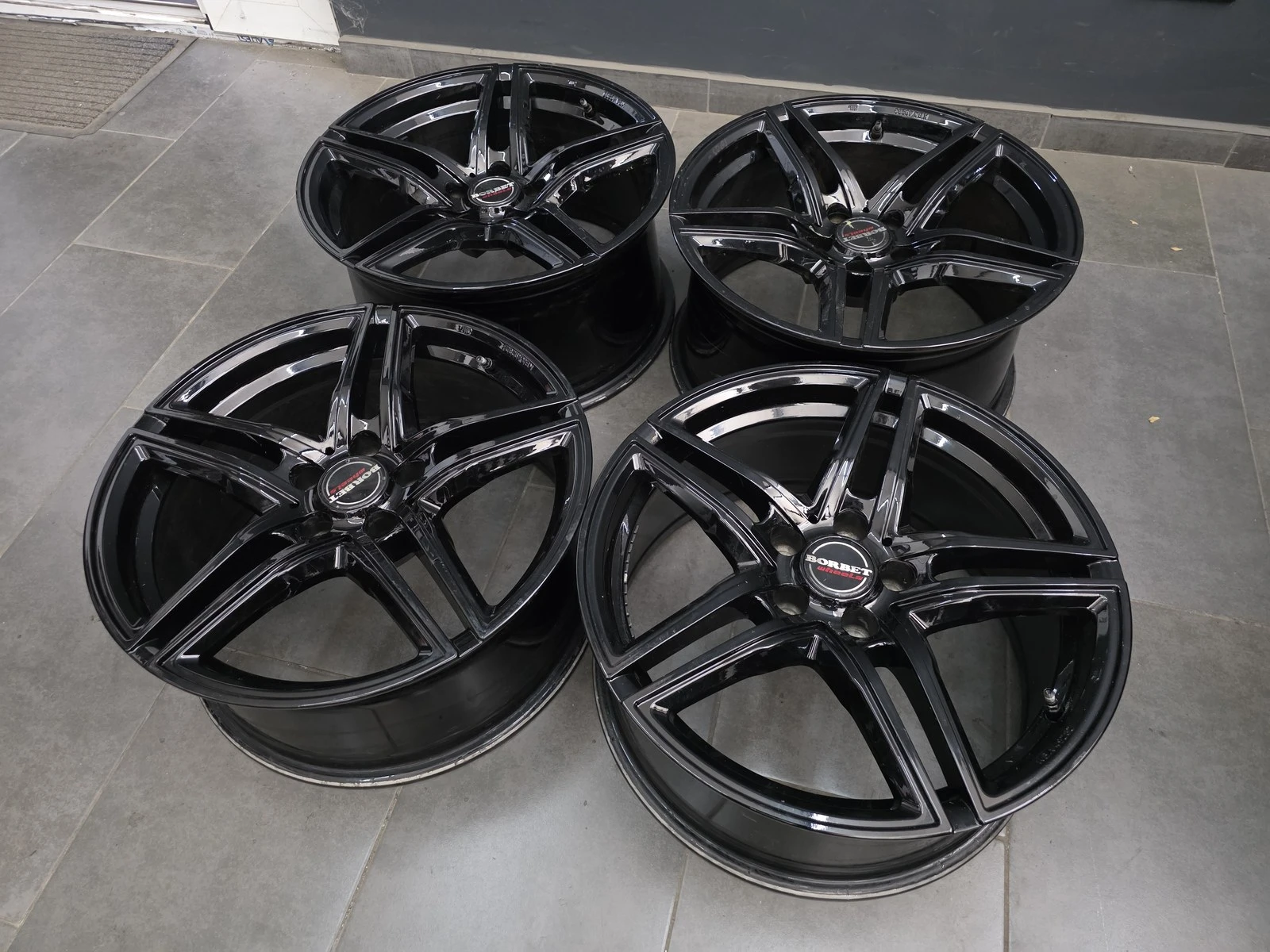 Джанти за Mercedes-Benz, снимка 4 - Гуми и джанти - 56717923