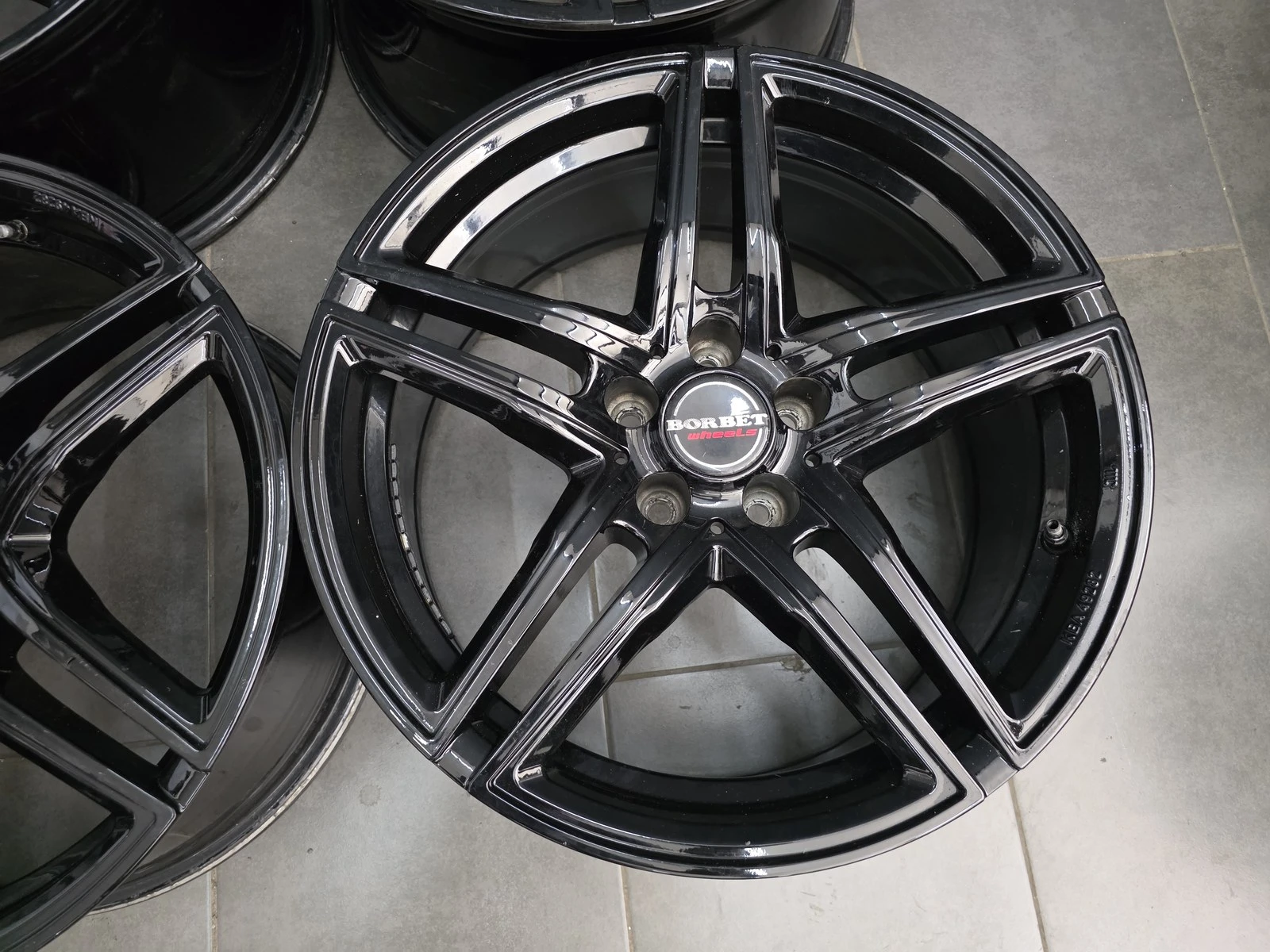 Джанти за Mercedes-Benz, снимка 8 - Гуми и джанти - 56717923
