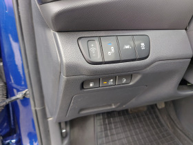 Hyundai Ioniq 1.6 plug-in hybrid,premier, снимка 8 - Автомобили и джипове - 40175179