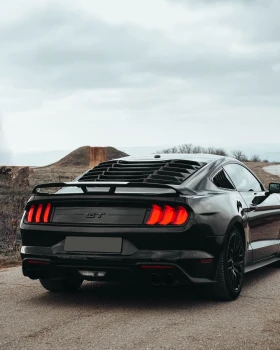     Ford Mustang GT Premium