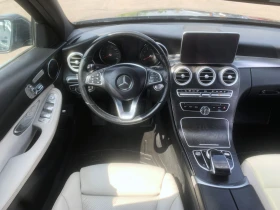 Mercedes-Benz C 300 4MATIC * AMG Line * PANO * ПОДГРЕВ * KEYLESS - 26900 лв. / 13753.75 € - 55052807 7