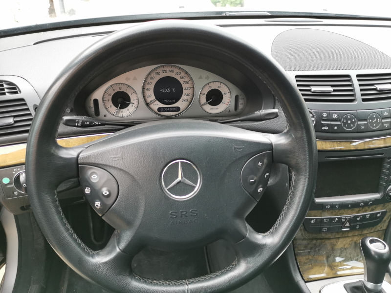 Mercedes-Benz E 280, снимка 8 - Автомобили и джипове - 45838126