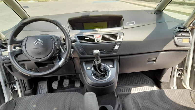 Citroen C4 Picasso, снимка 11 - Автомобили и джипове - 46945585