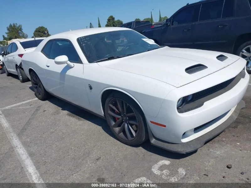 Dodge Challenger 6.2L V-8 SUPERCHARGER, 797HP Rear Wheel Drive, снимка 1 - Автомобили и джипове - 47208897