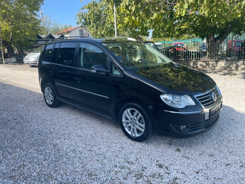 VW Touran, снимка 16 - Автомобили и джипове - 47571596