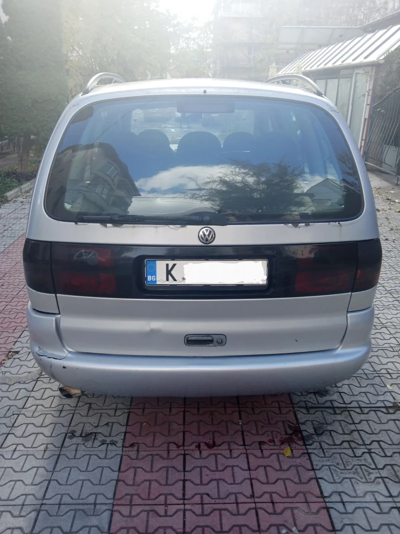 VW Sharan 1.9 TDI, снимка 2 - Автомобили и джипове - 48002875