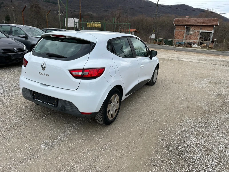 Renault Clio 1.2 i, снимка 4 - Автомобили и джипове - 48815473