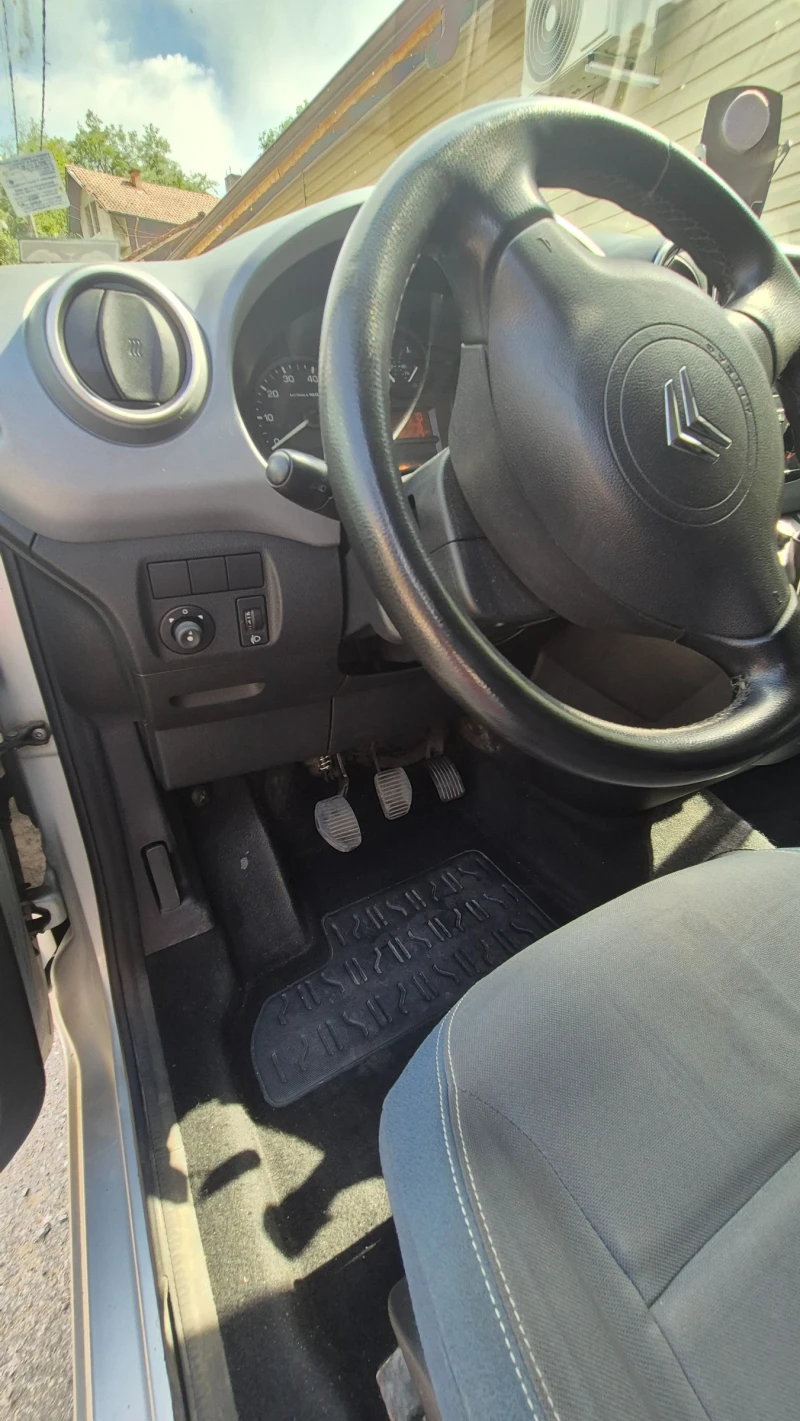 Citroen Berlingo, снимка 4 - Автомобили и джипове - 52652765