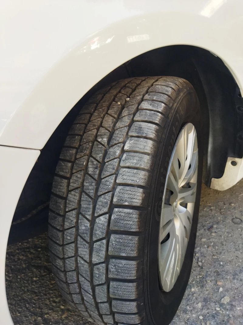 Toyota Camry, снимка 14 - Автомобили и джипове - 51487404