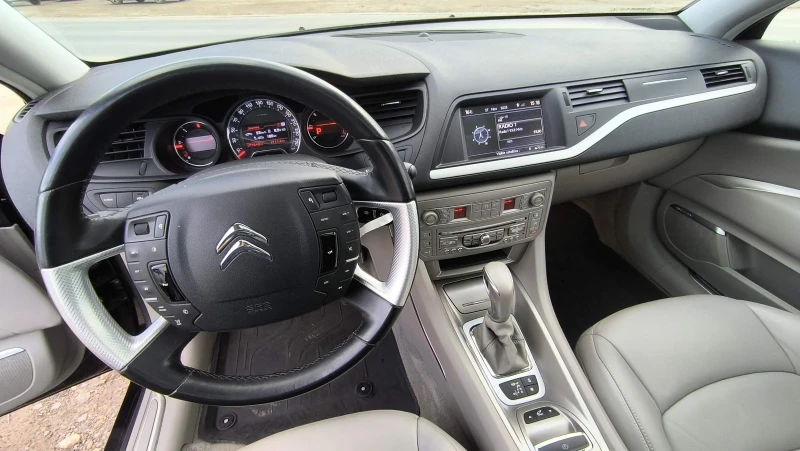 Citroen C5 2.0d full, снимка 14 - Автомобили и джипове - 52563855