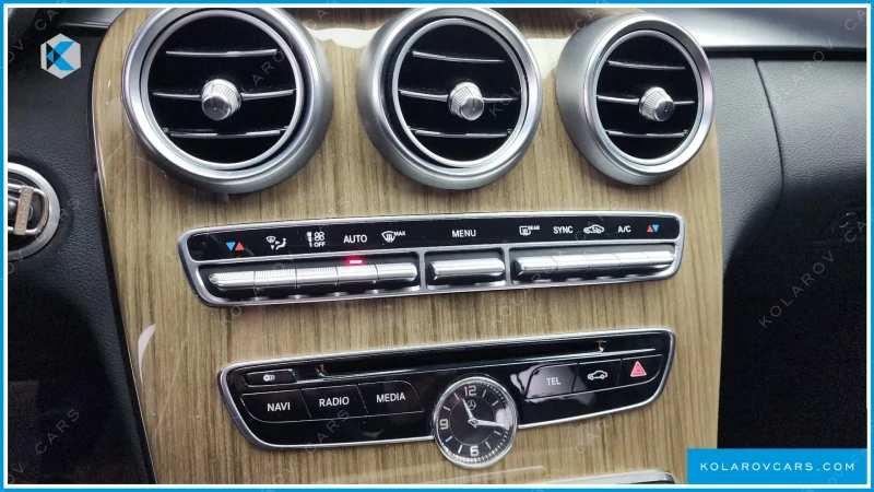 Mercedes-Benz C 220 BLUETEC EXCLUSIVE, снимка 11 - Автомобили и джипове - 52606425