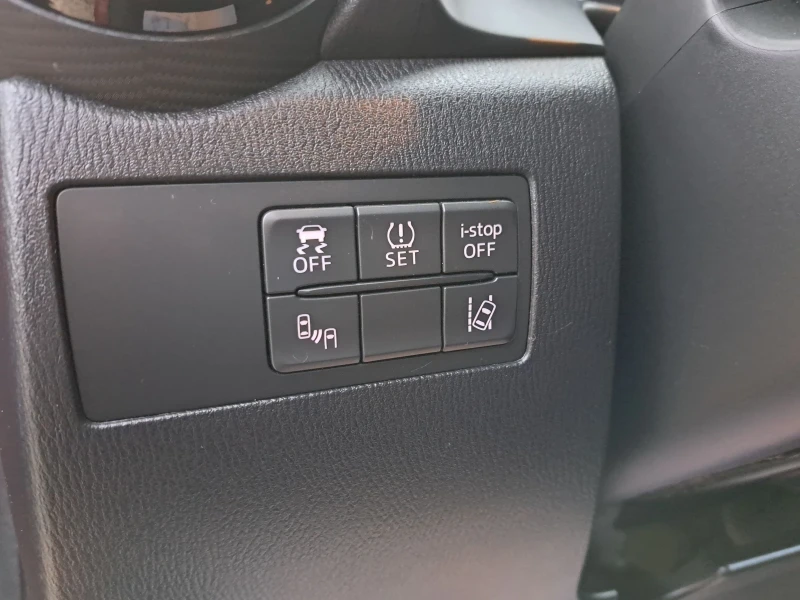 Mazda 2 1.5 i full, снимка 12 - Автомобили и джипове - 52667843