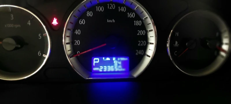 Hyundai Sonata NF, снимка 6 - Автомобили и джипове - 52675841