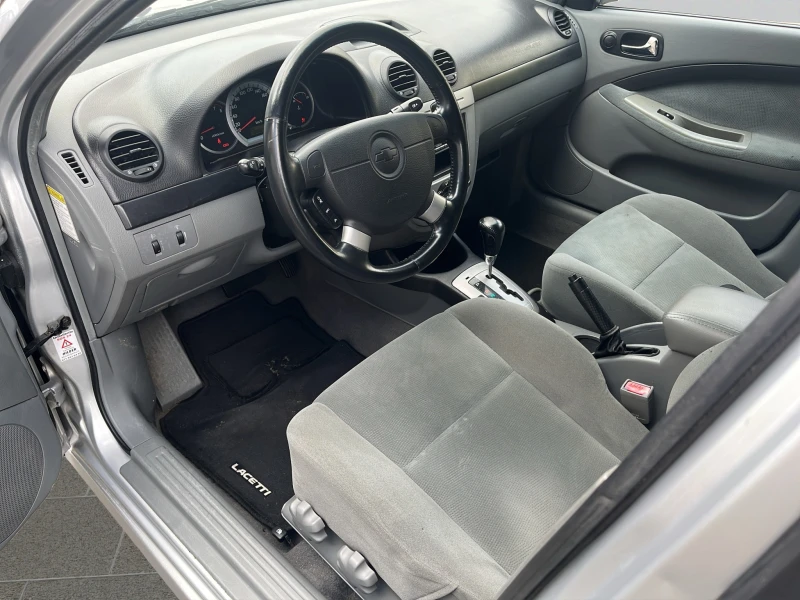 Chevrolet Lacetti, снимка 9 - Автомобили и джипове - 52828176