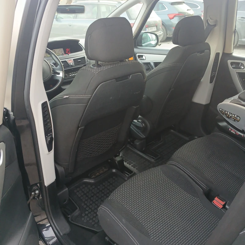 Citroen C4 Picasso, снимка 11 - Автомобили и джипове - 52933963