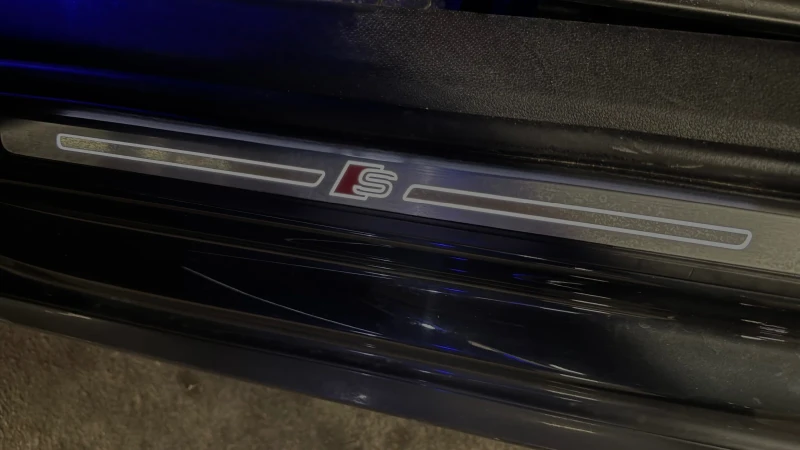 Audi A4 2.0 TFSI 3xS-LINE QUATTRO FULL, снимка 13 - Автомобили и джипове - 52967962