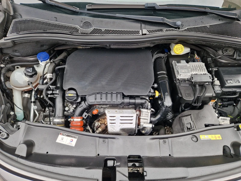 Peugeot 2008 1.2/ALLURE/70х.км!, снимка 15 - Автомобили и джипове - 53257734