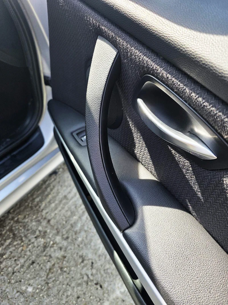 BMW 320 2.0D, снимка 11 - Автомобили и джипове - 53489066