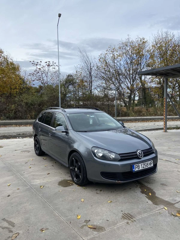 VW Golf, снимка 1 - Автомобили и джипове - 49548756