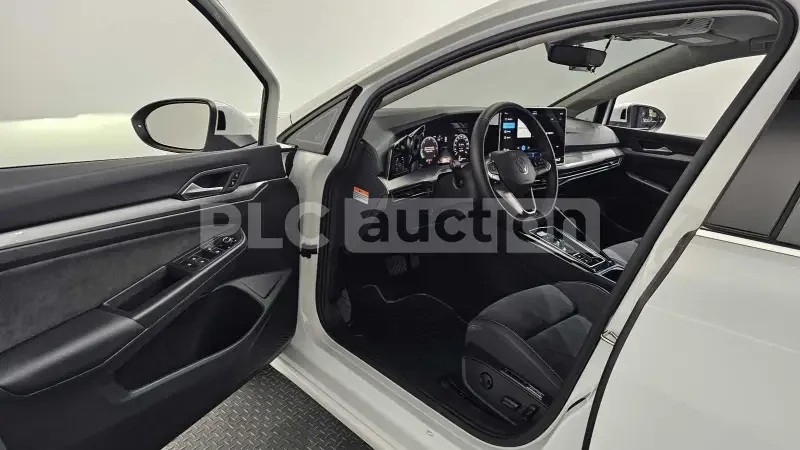 VW Golf ПОДГРЕВ| КАМЕРА| ВКЛЮЧЕН ТЕХНОТЕСТ, снимка 5 - Автомобили и джипове - 54359094