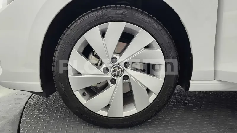 VW Golf ПОДГРЕВ| КАМЕРА| ВКЛЮЧЕН ТЕХНОТЕСТ, снимка 10 - Автомобили и джипове - 54359094