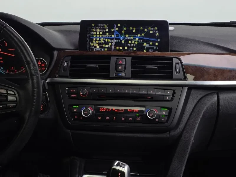 BMW 320 d, снимка 17 - Автомобили и джипове - 54590211