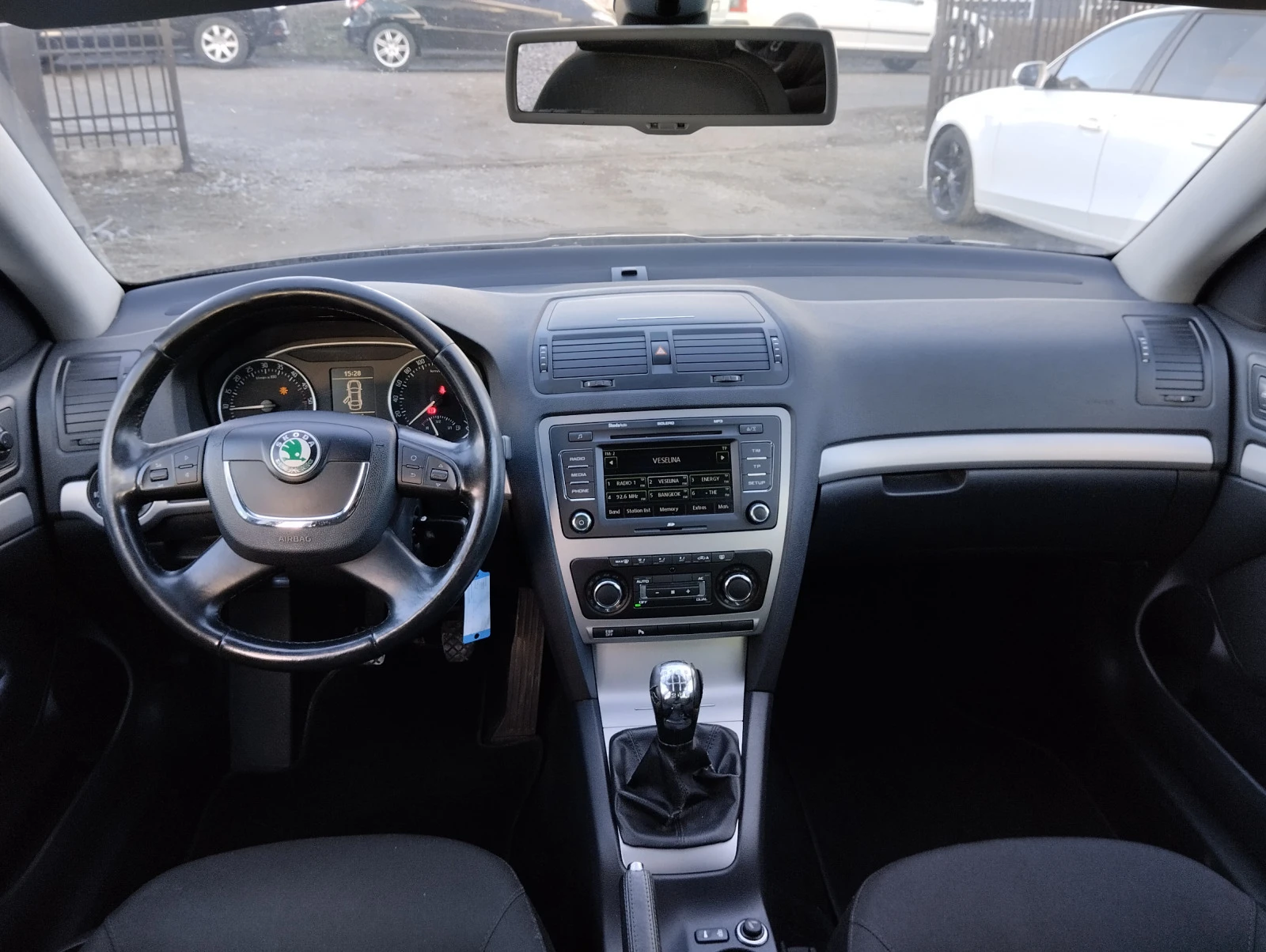 Skoda Octavia 2.0 TDI  | Mobile.bg   11