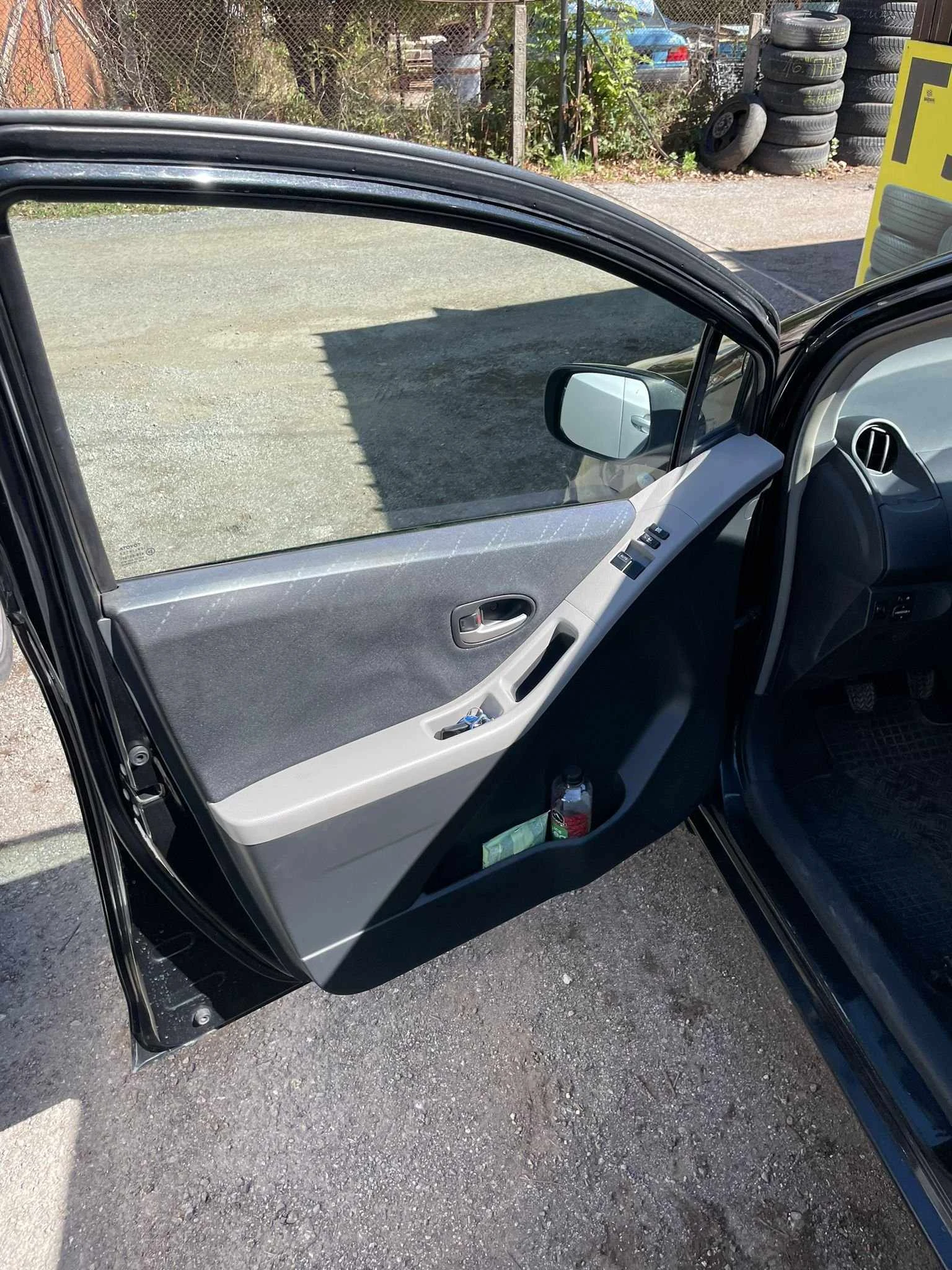 Toyota Yaris 1.3 | Mobile.bg � ����������� 15