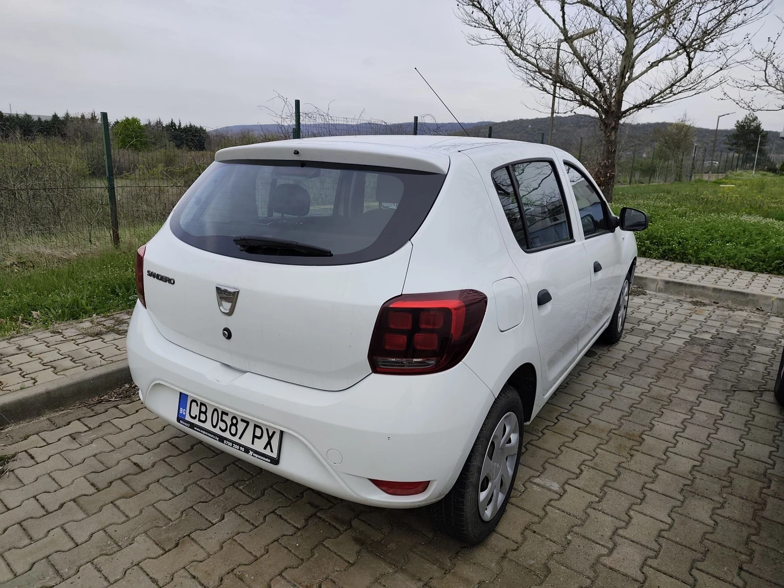 Dacia Sandero 1.5dci - изображение 4