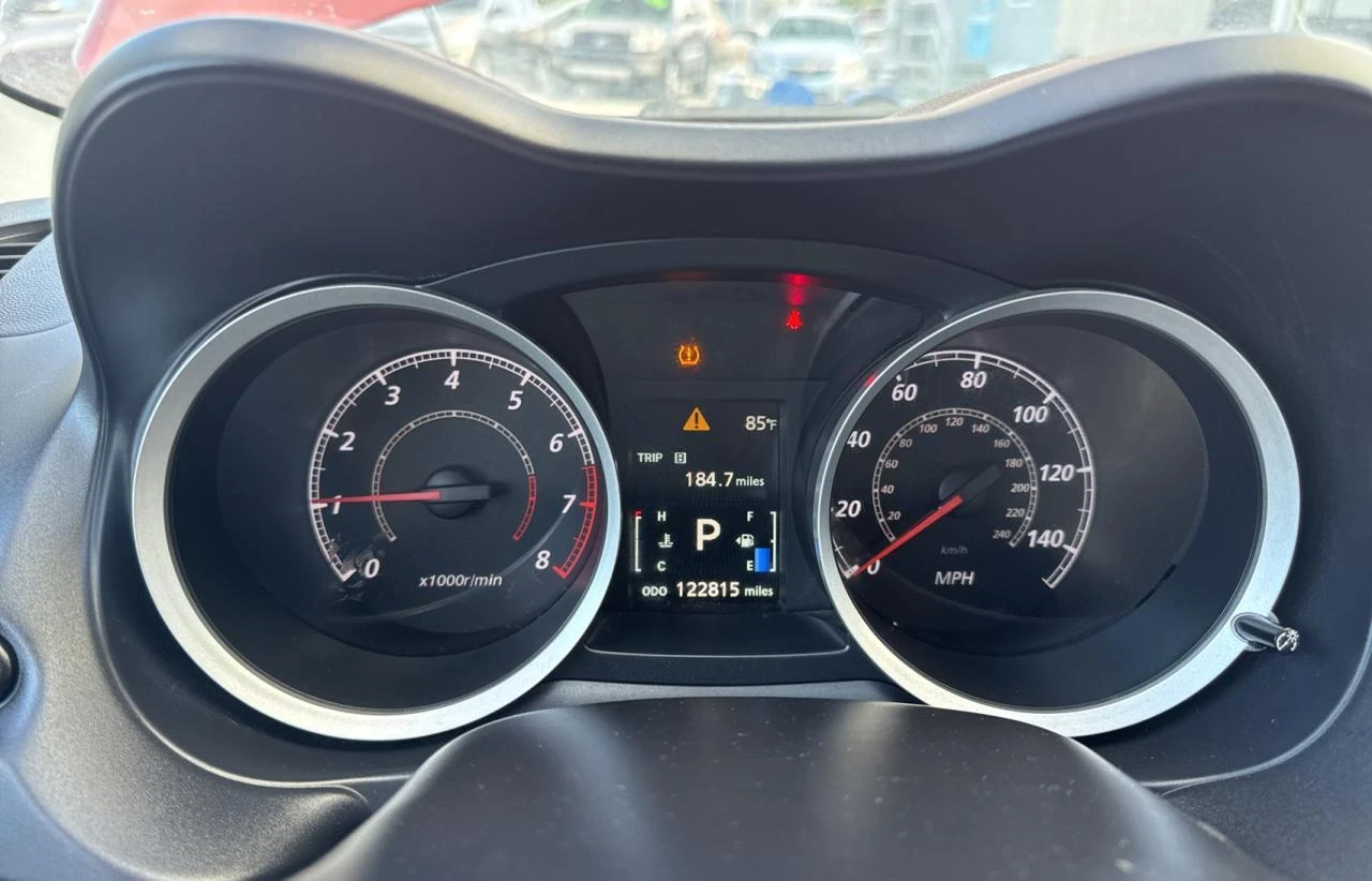 Mitsubishi Lancer ES - изображение 8