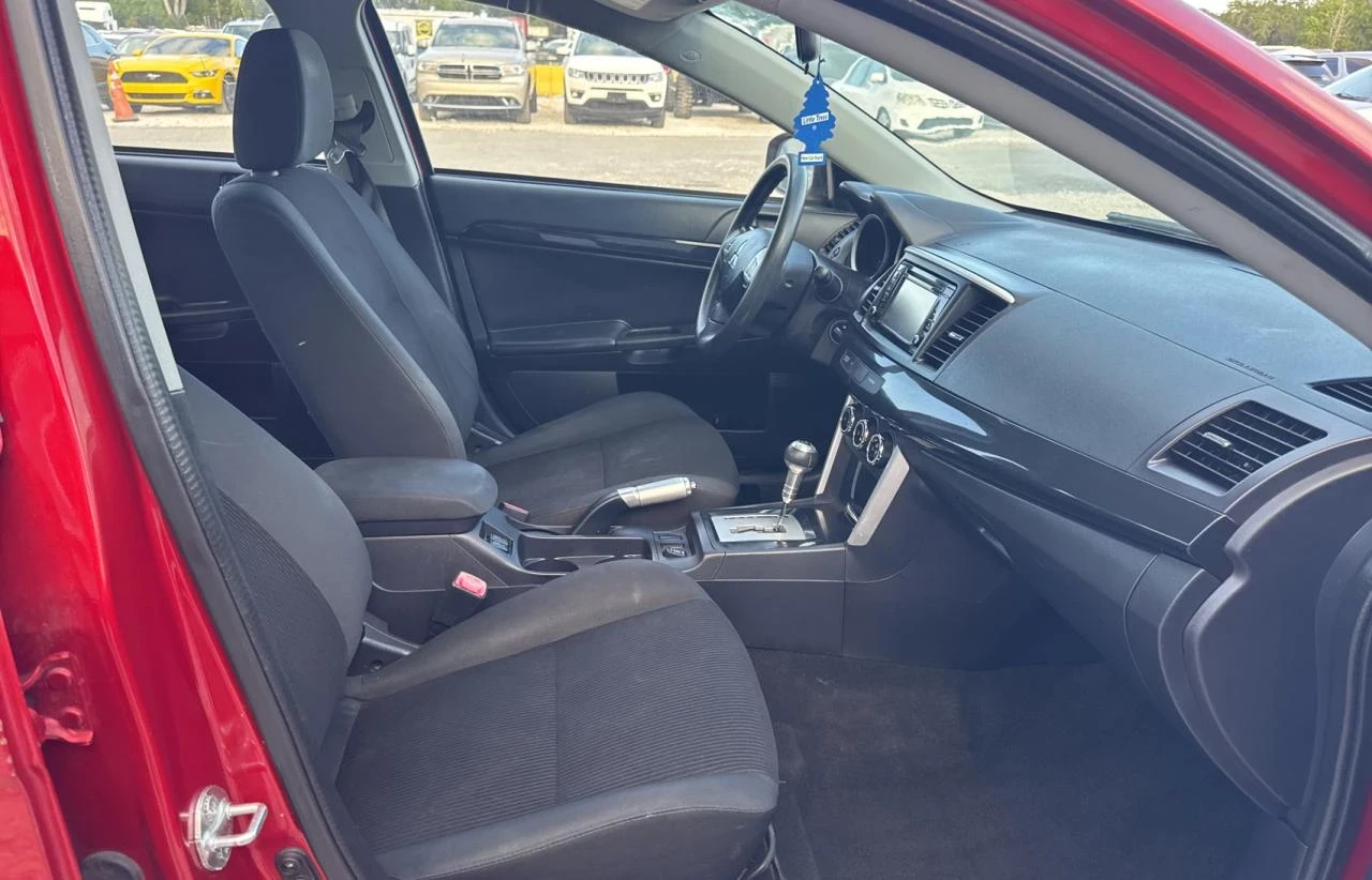 Mitsubishi Lancer ES - изображение 5