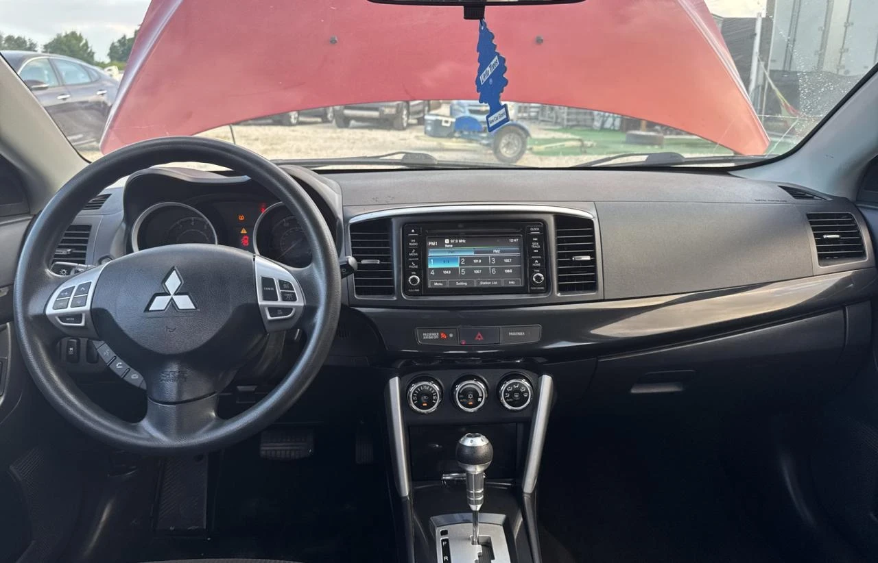 Mitsubishi Lancer ES - изображение 6