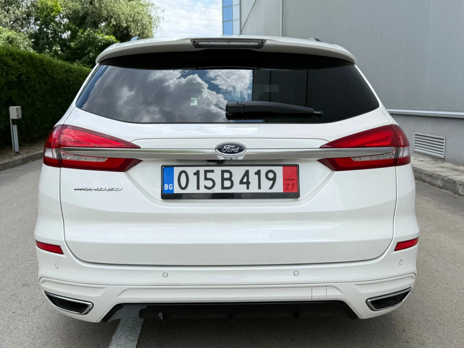 Ford Mondeo /2.0TDCI/STLINE/DISSTRONIC/PANORAMA/CAMERA/FULL - изображение 6