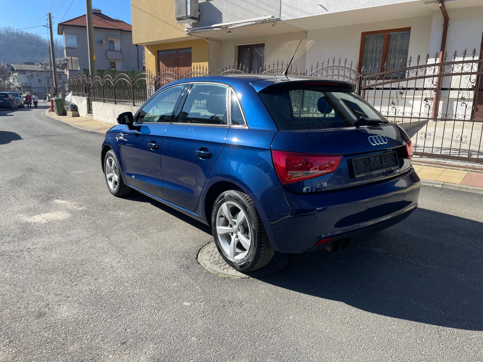 Audi A1 1.4 TFSI - изображение 2
