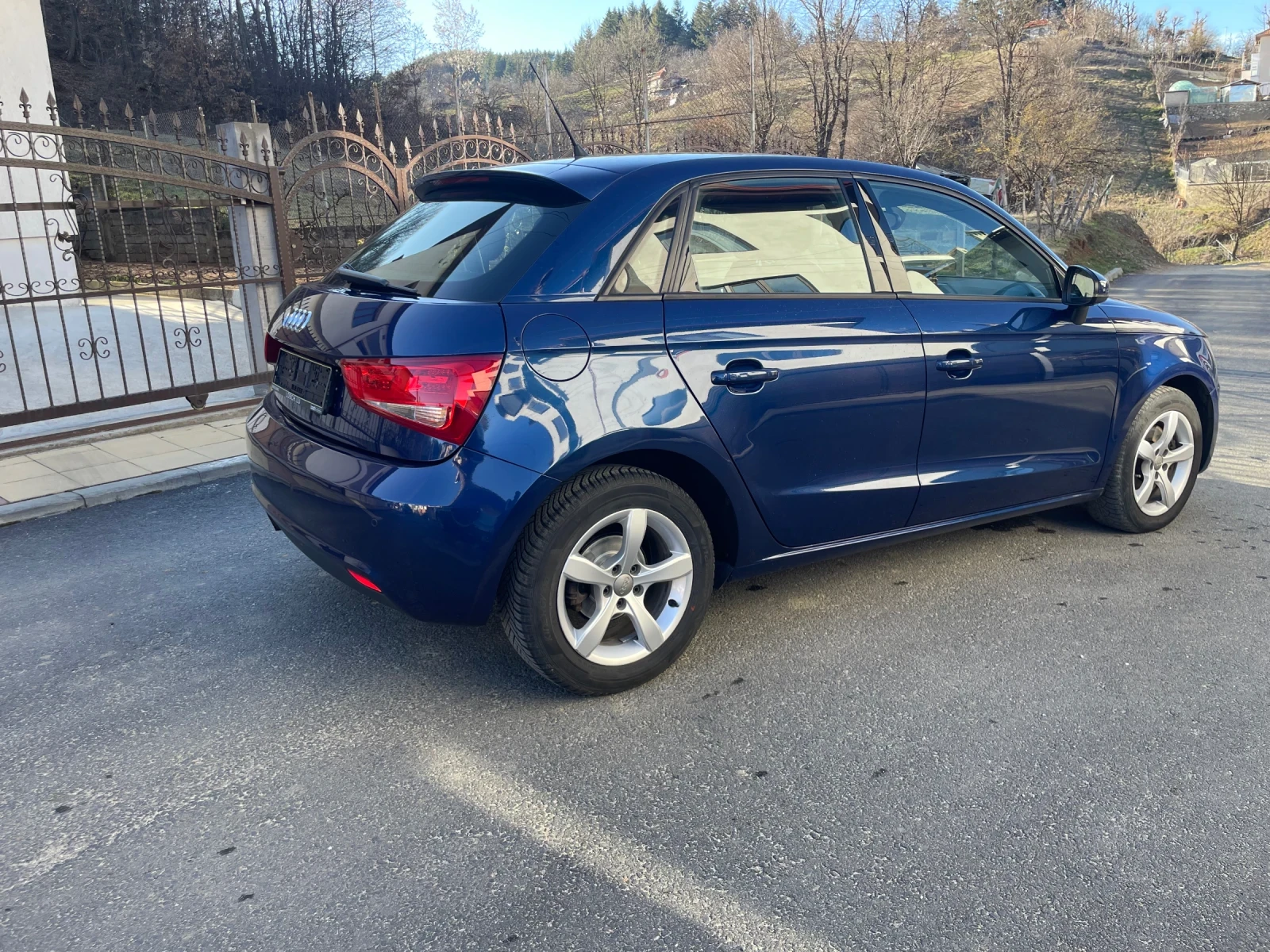 Audi A1 1.4 TFSI - изображение 9
