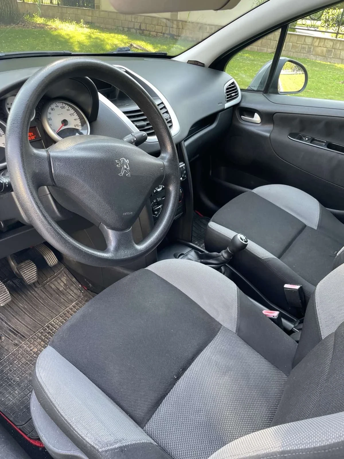 Peugeot 207  - изображение 5