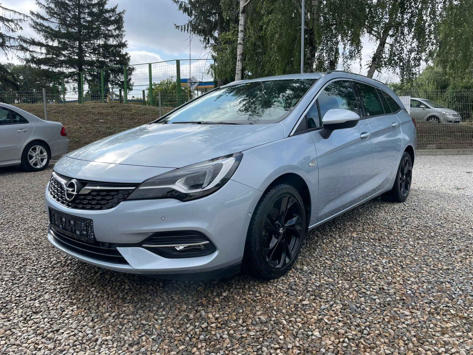 Opel Astra /SPORTS TOURER - изображение 3