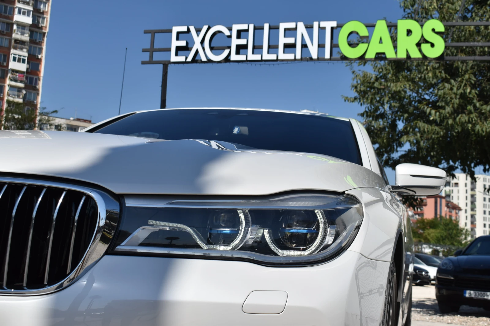 BMW 730 d* xDrive* МАСАЖИ* ОБДУХВАНЕ* HEAD-UP* HARMAN-CARD - изображение 2