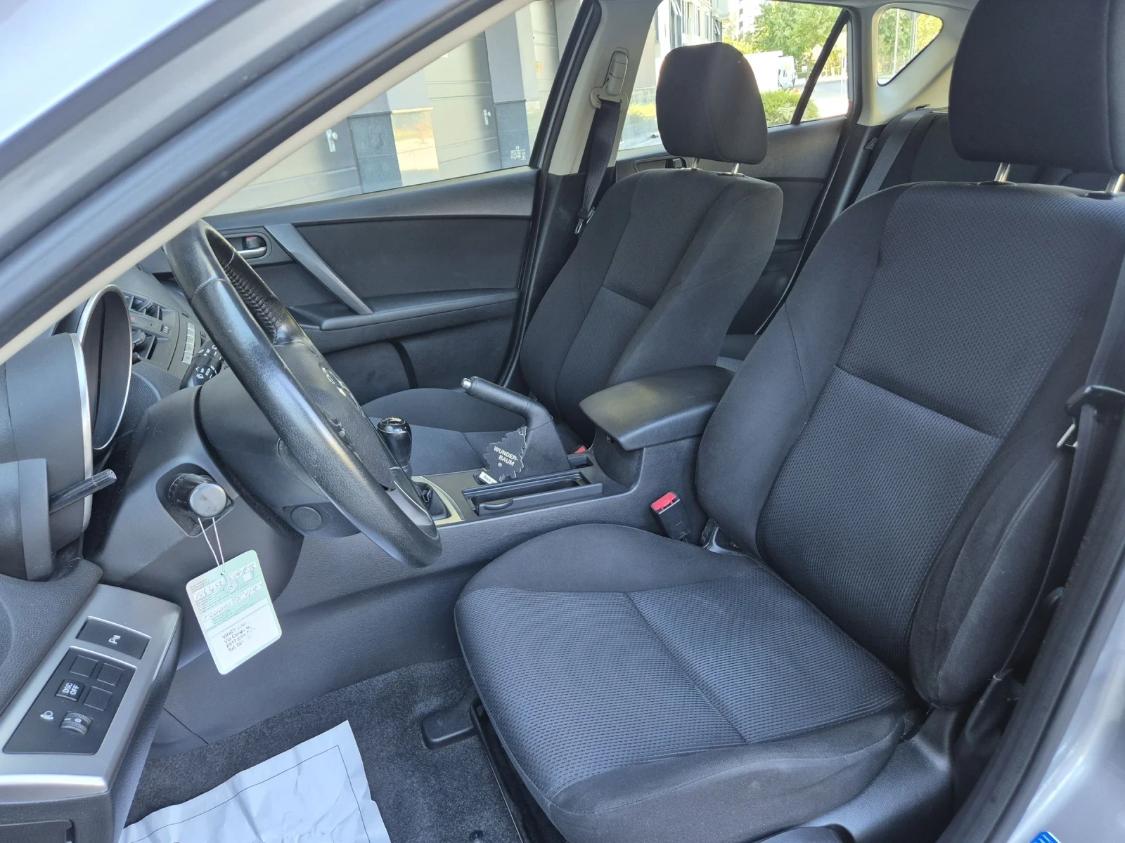 Mazda 3 1.6 - изображение 9