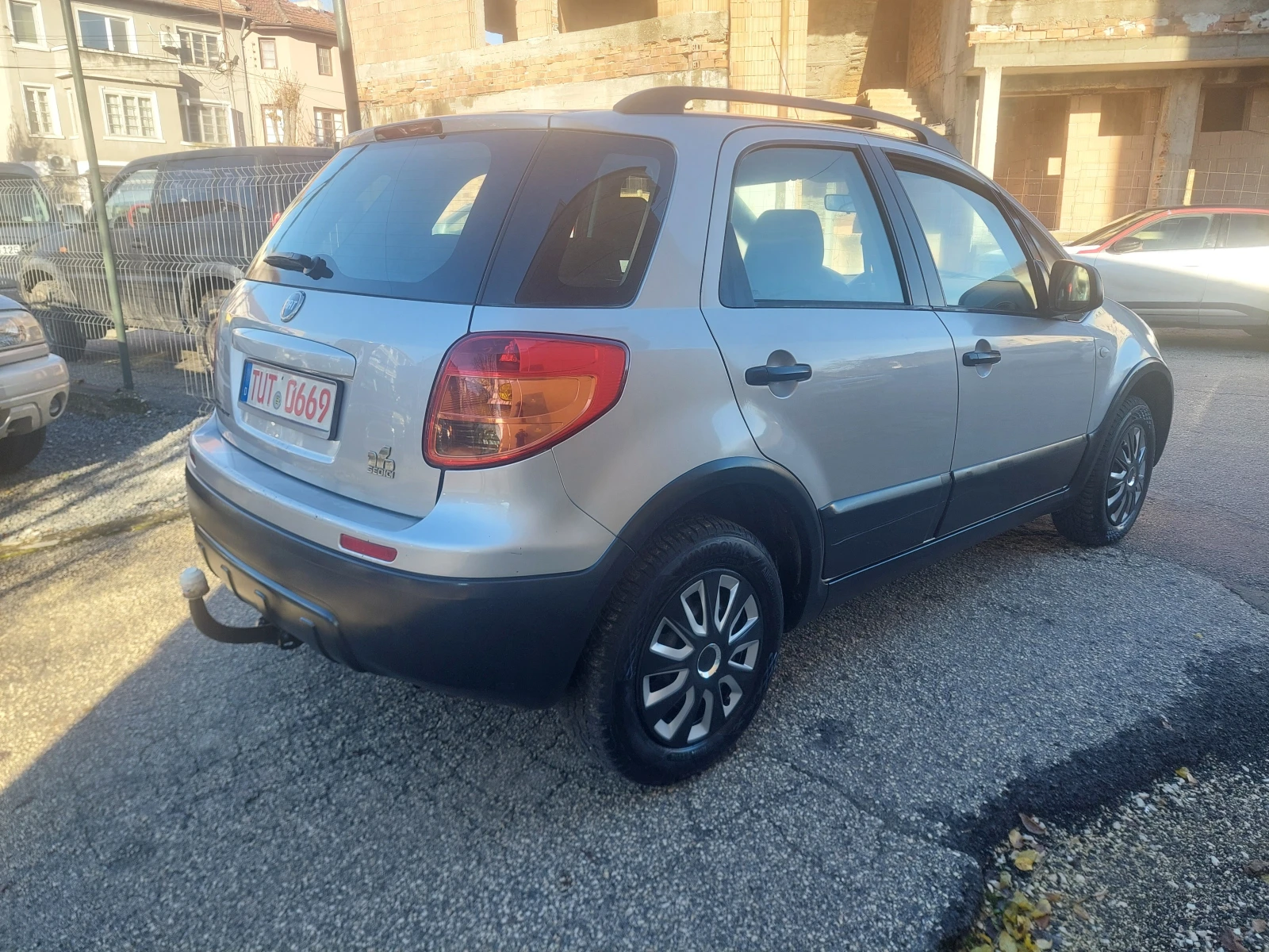 Fiat Sedici --4х4--1, 6i--ТОП СЪСТОЯНИЕ - изображение 7